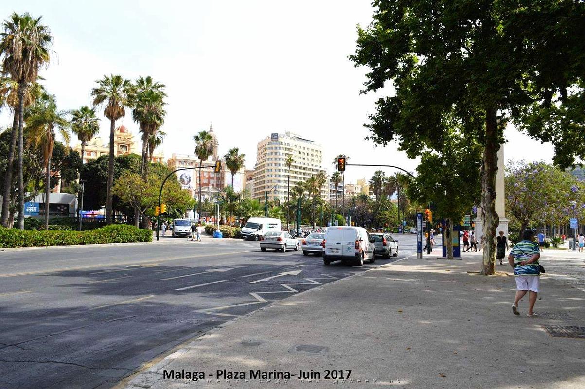 060- Malaga Plaza Marina.JPG